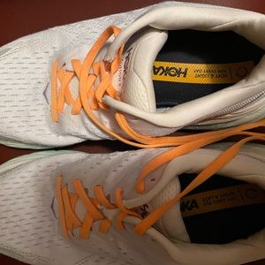 Hoka Clifton 8